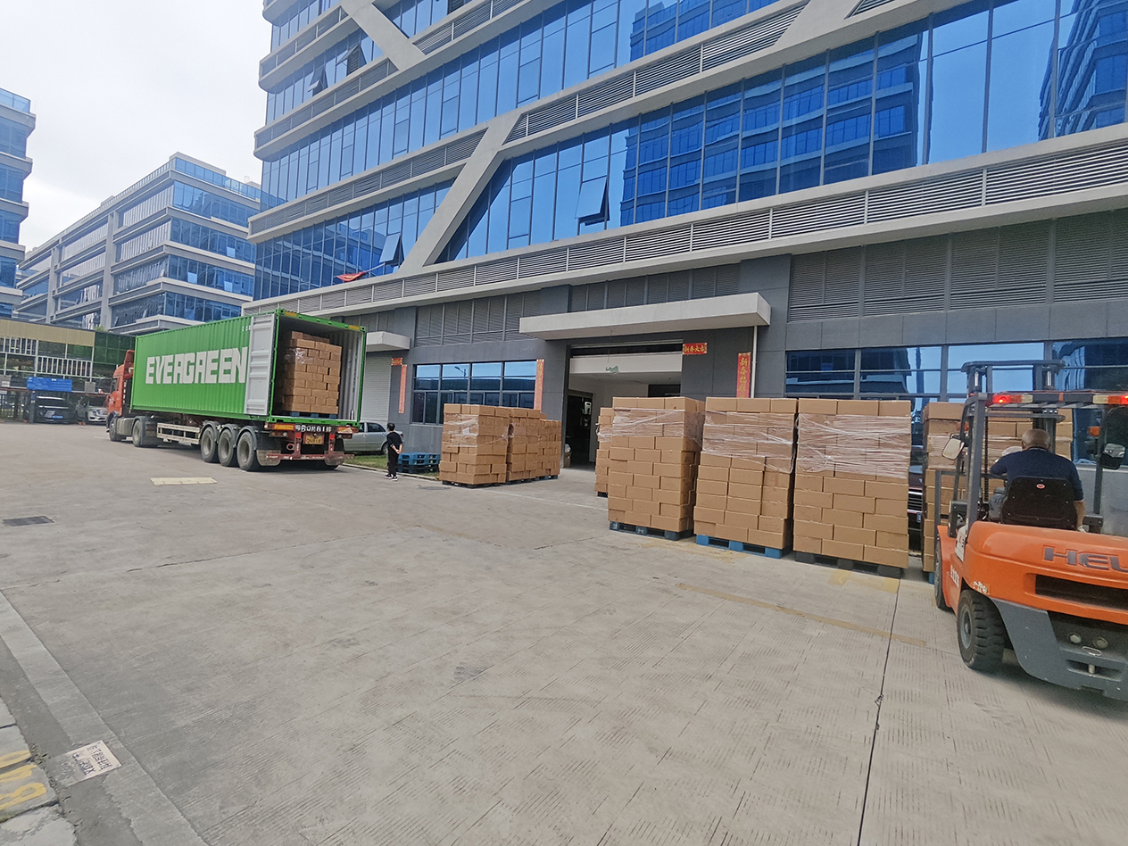 Yunchu dat tibi duplex pignus qualitatis et efficientiae!